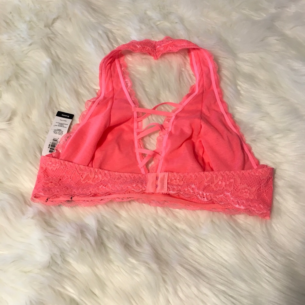 🆕🎈Bebe Bralette - Picture 7 of 8